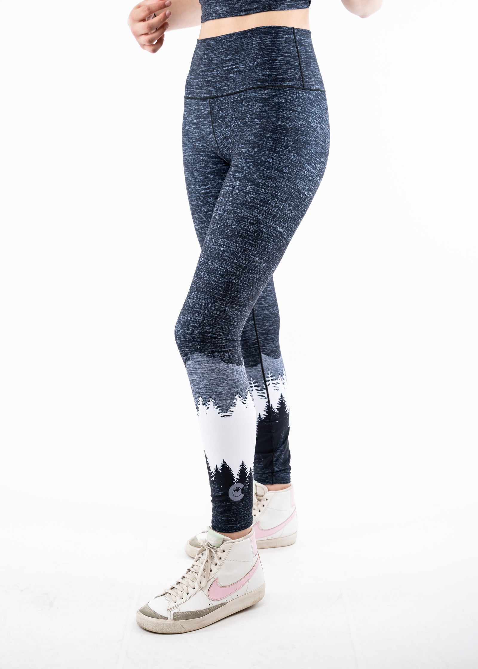 Colorado Threads Women's Winter Native Yoga Pants - Colorado